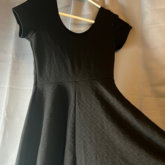 Scoop Neck Dress - Picture 3 of 3